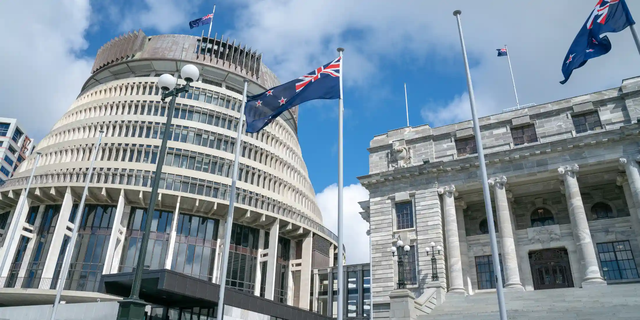 Natural wonders of New Zealand with the vibrant cities of Australi