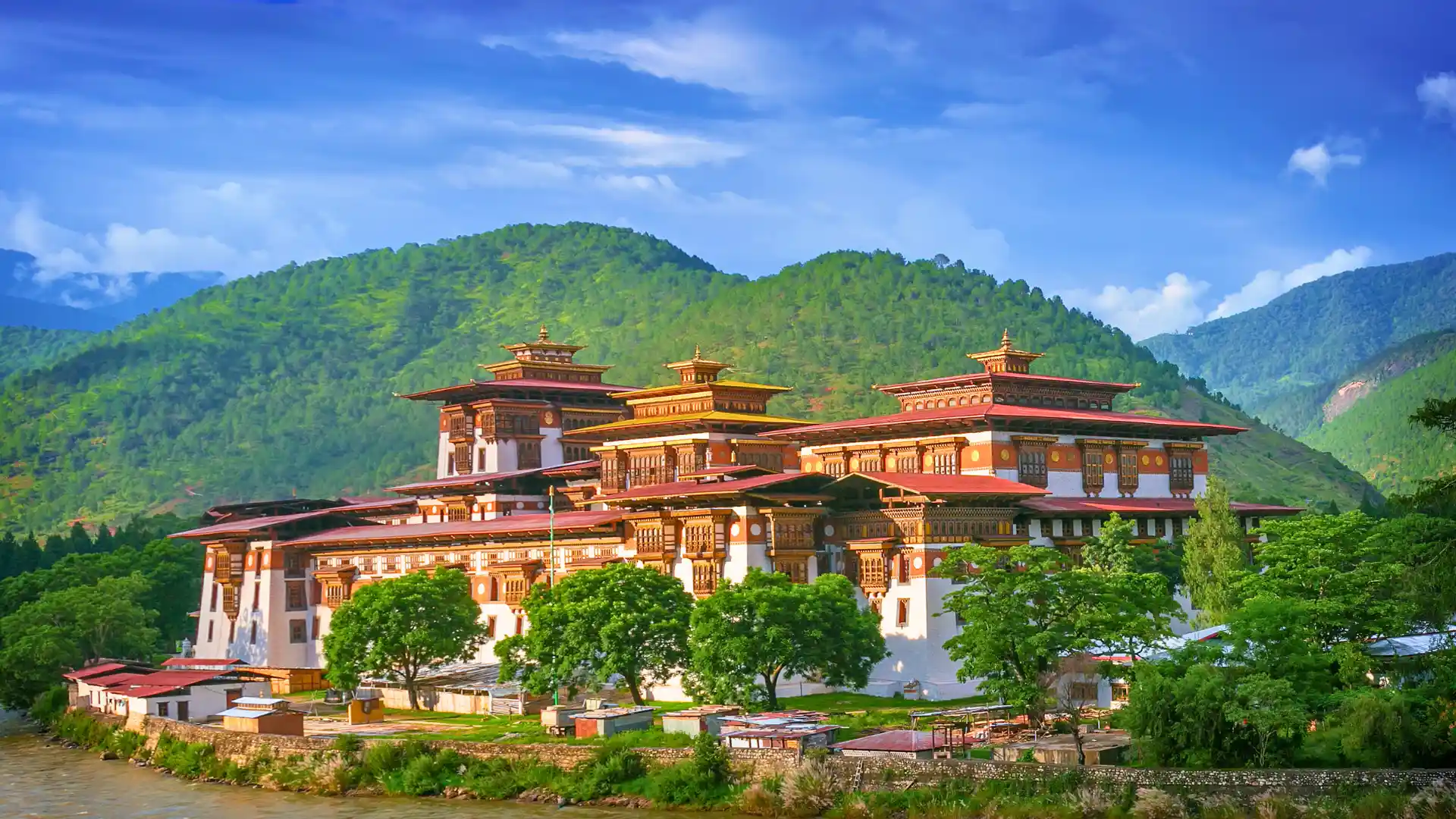 Grand Bhutan Tour Package: Thimphu, Bumthang, Paro & Tiger’s Nest