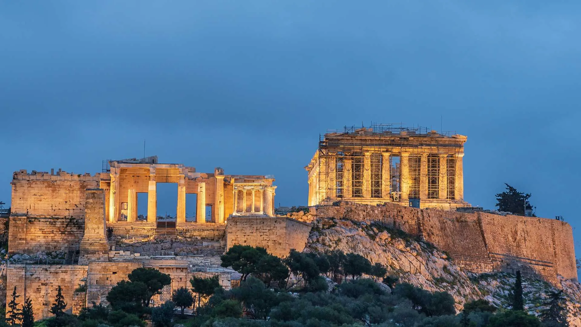 Discovering Ancient Wonders of Athens Tour Package