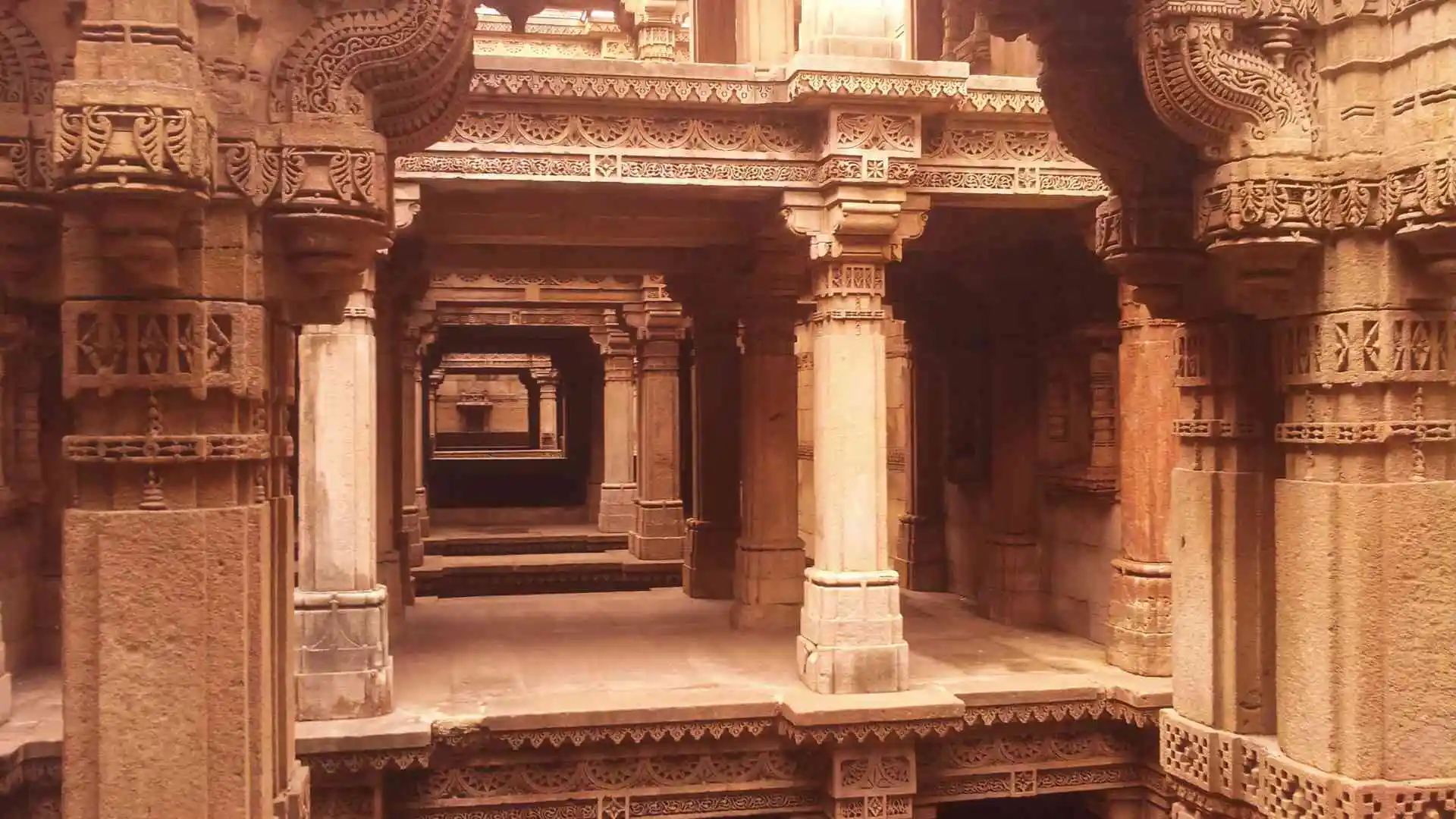 Adalaj Stepwell