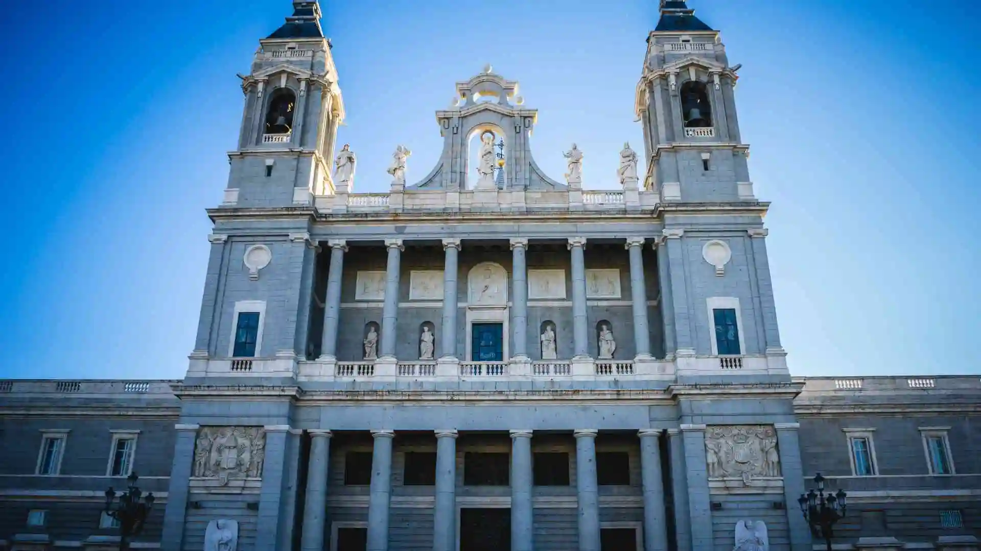 Almudena Cathedral1