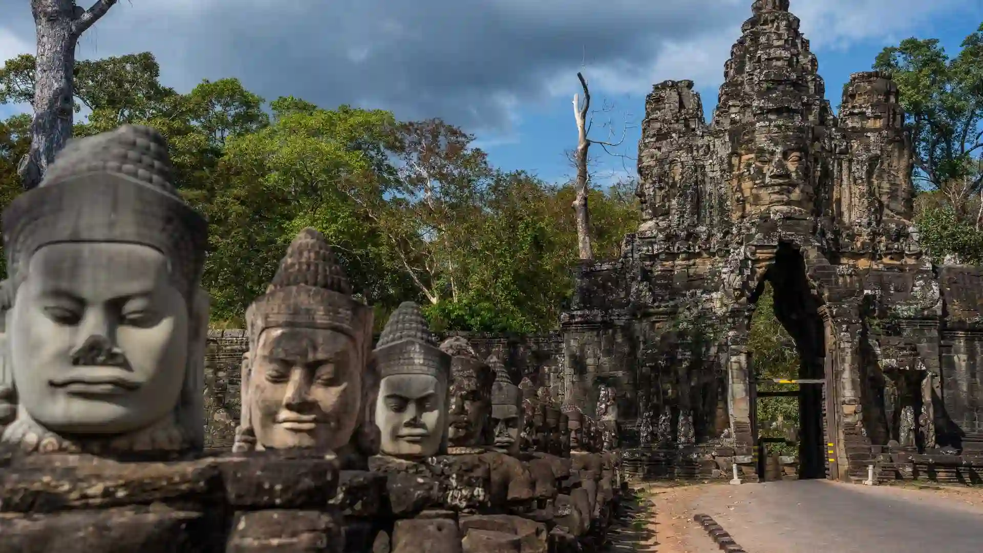Angkor Impressive Tour Package