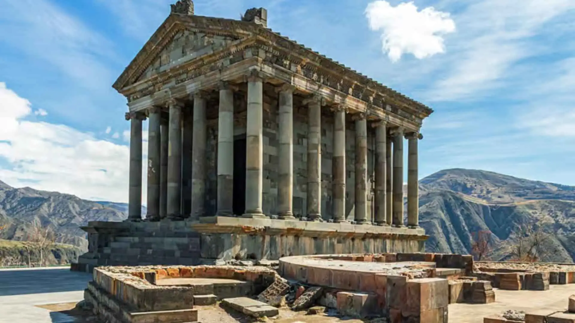 Armenia Cultural Tour Garni