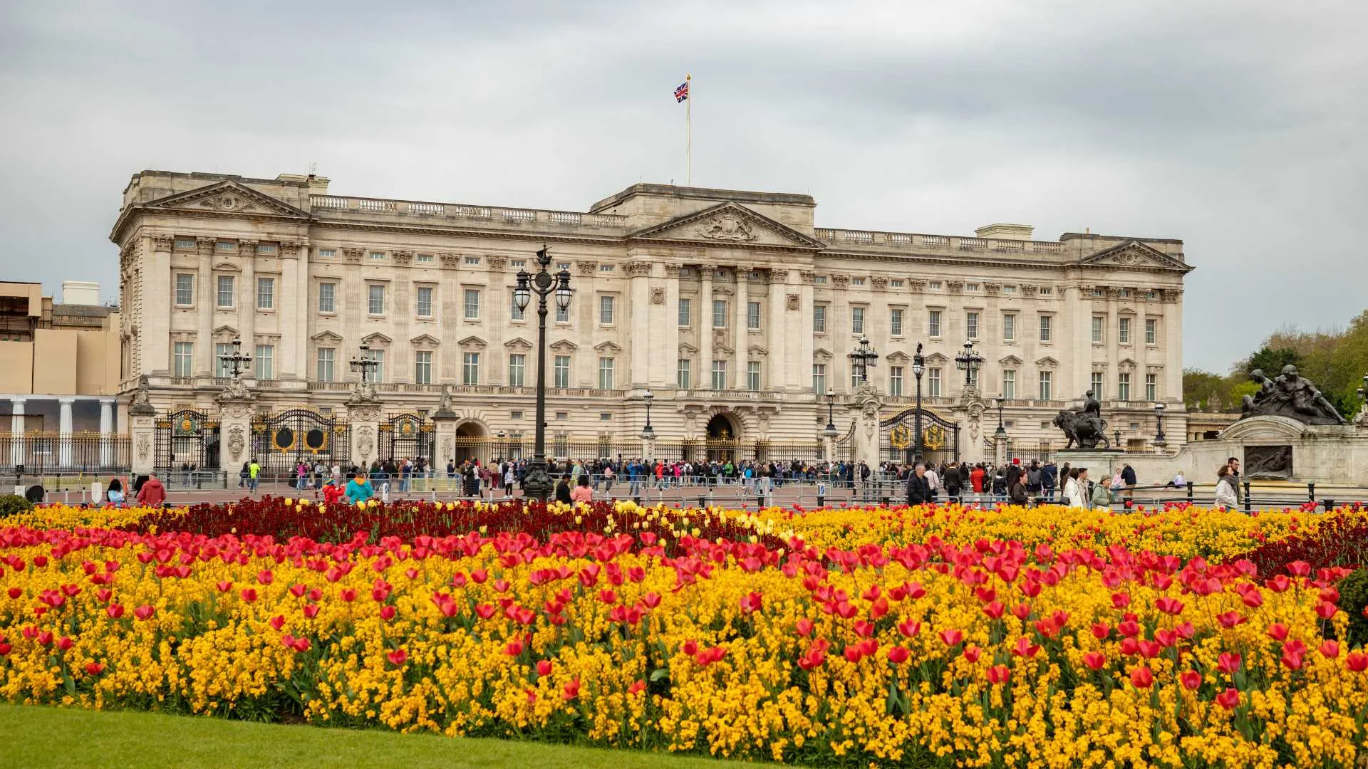 Enchanting London Tour Package