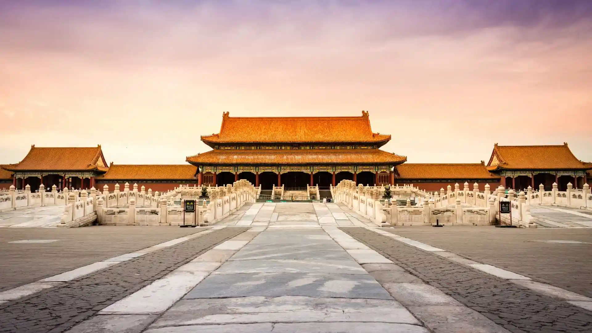 Shanghai's Cultural and Scenic Tour