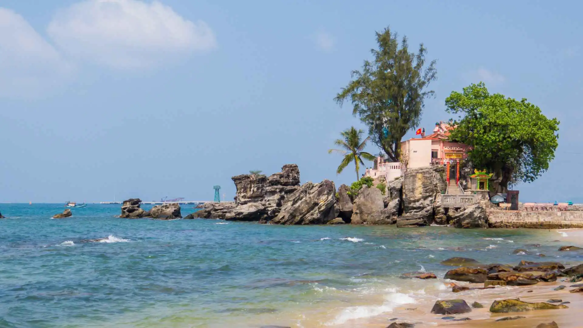 Dinh Cau Rock Temple