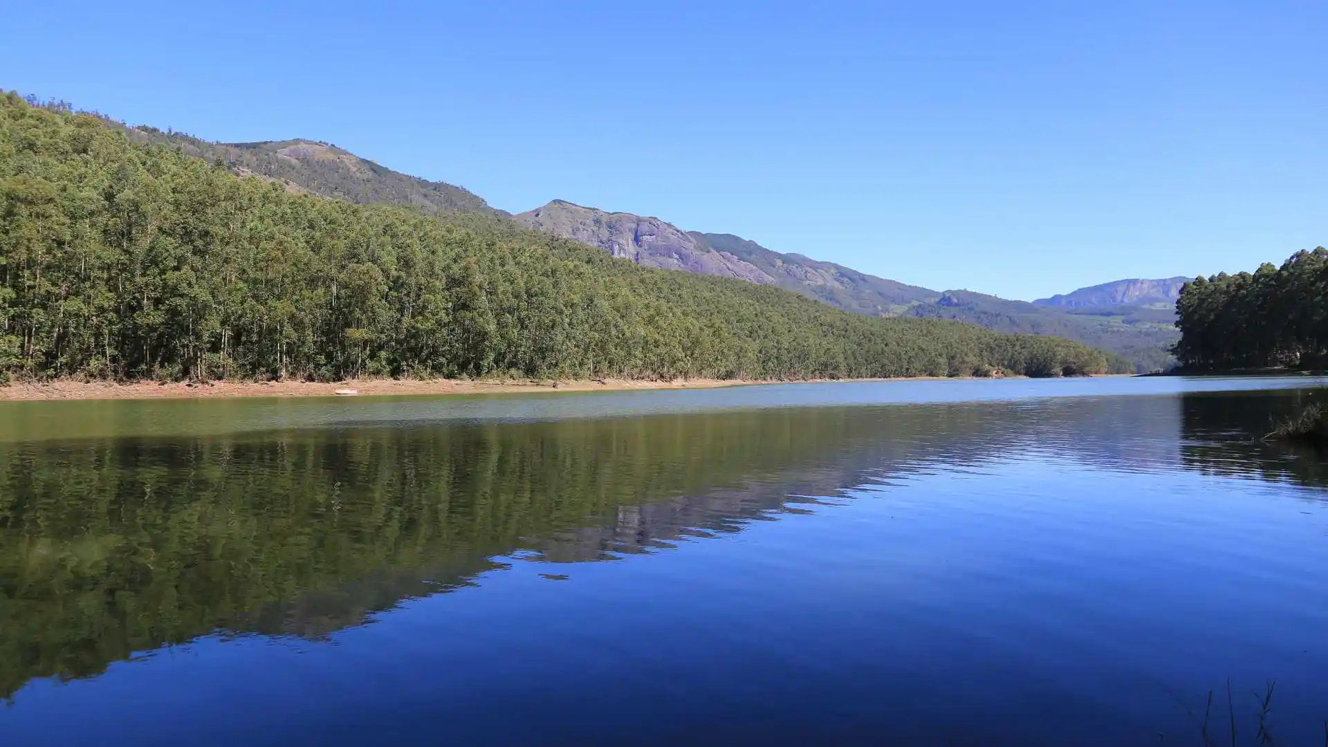 Echo Point in Munnar, Kerala