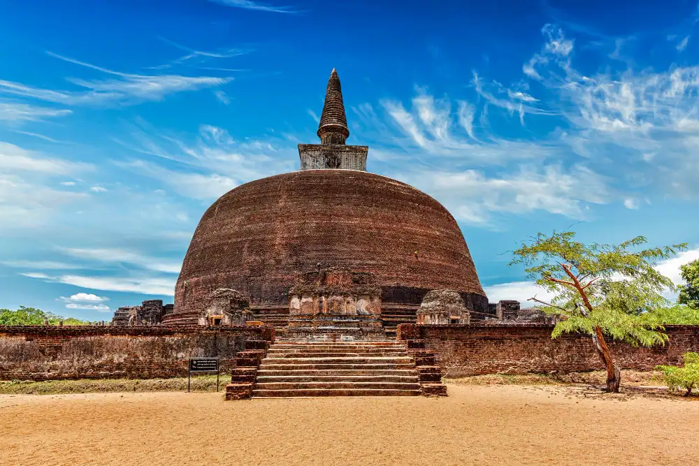 Rankoth Vehera brick stupa in the ancient city of Polonnaruwa, Sri Lanka