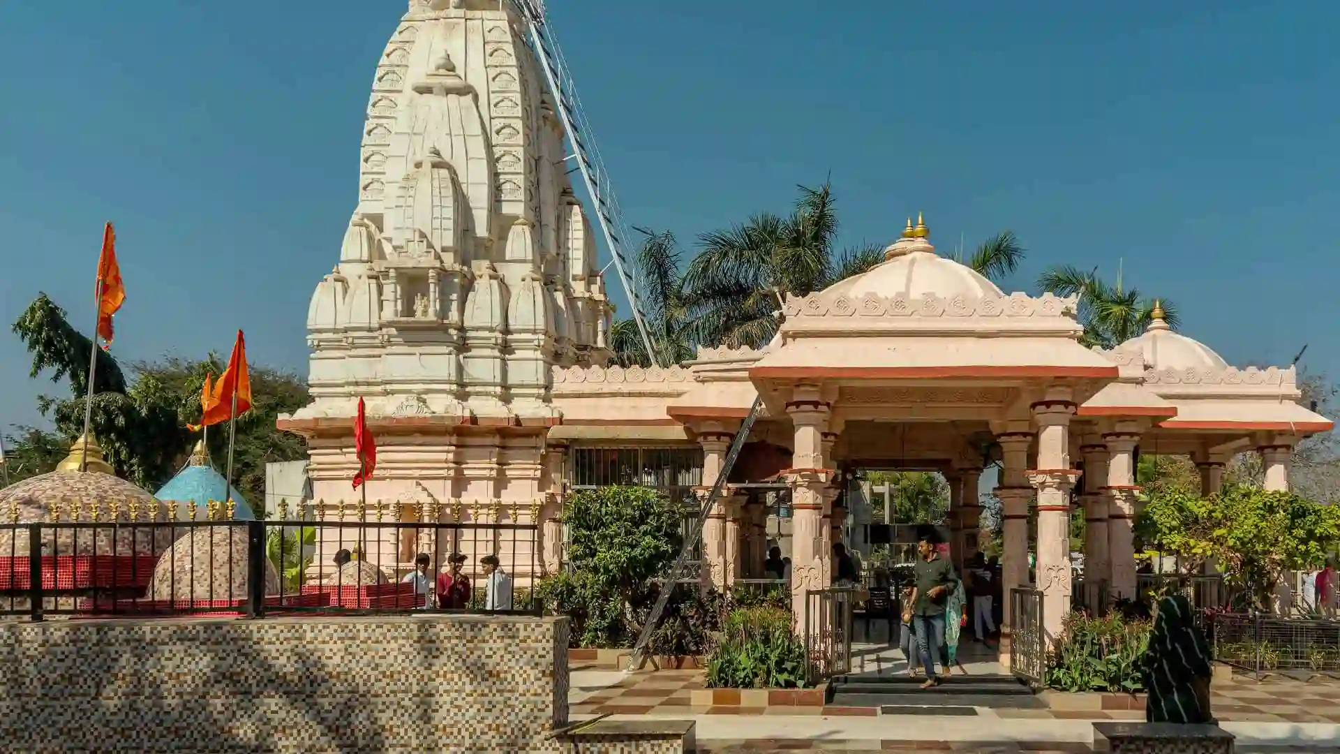 Experiencing Mahakaleshwar & Omkareshwar Temple