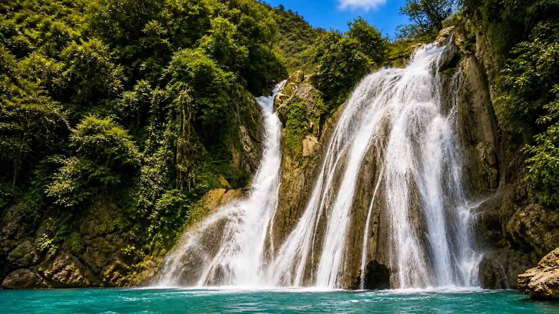 Kempty Falls Uttarakhand