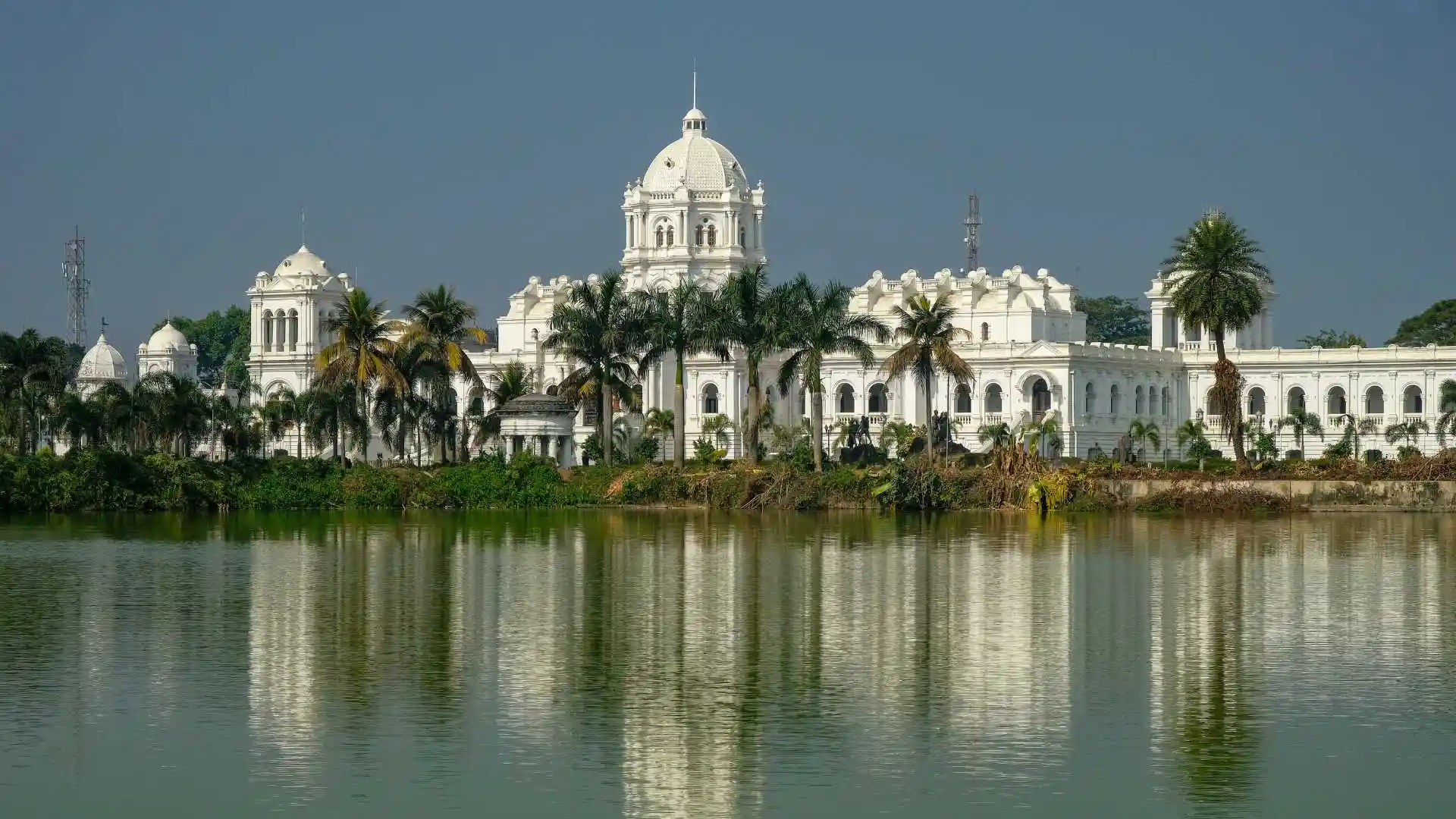 Ujjayanta Palace