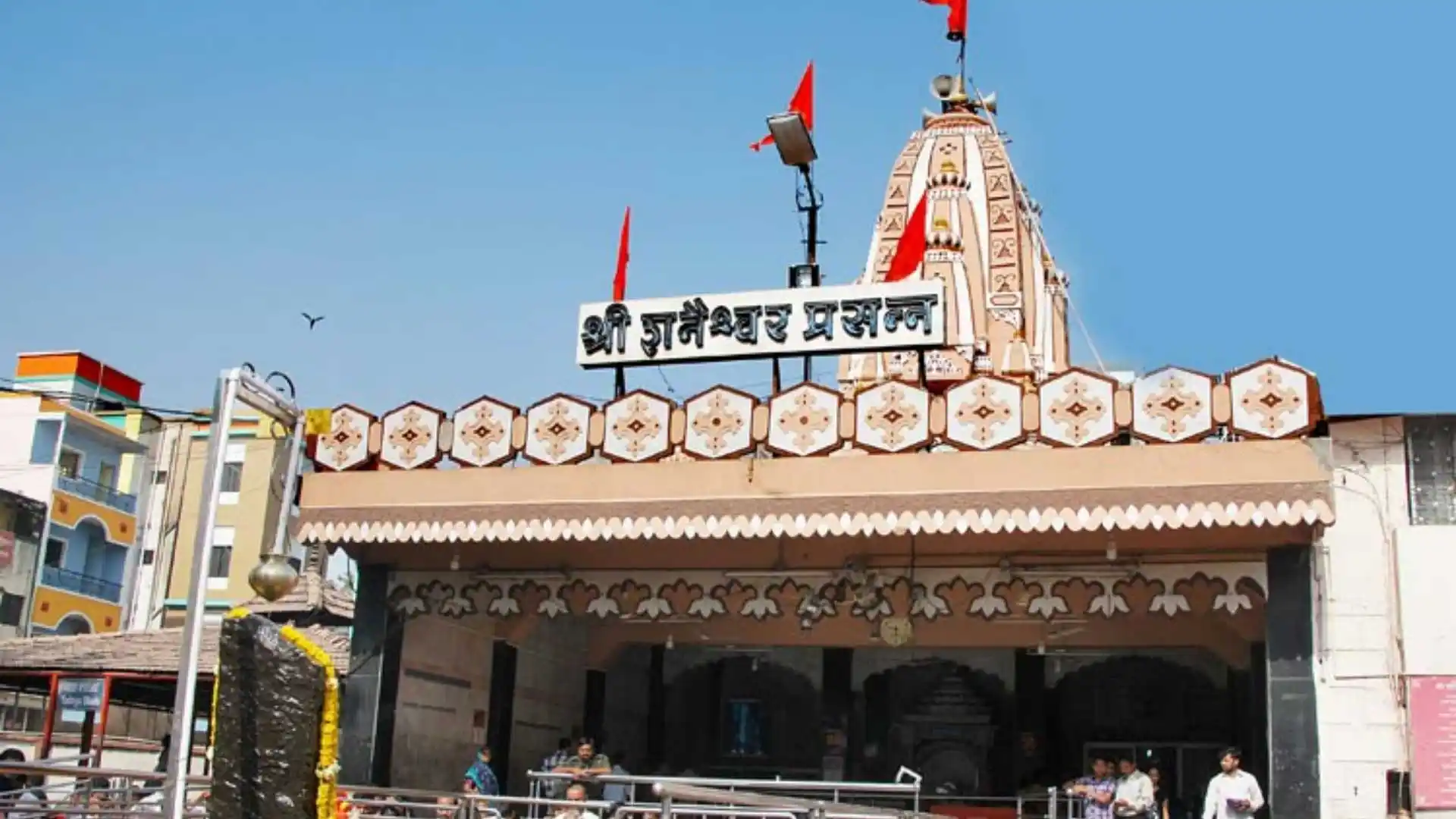 Shani Shingnapur Temple Maharashtra