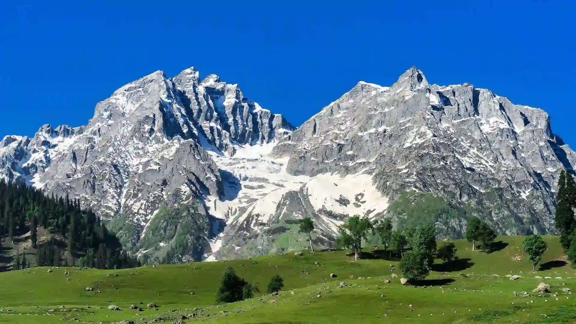 Thajiwas Glacier