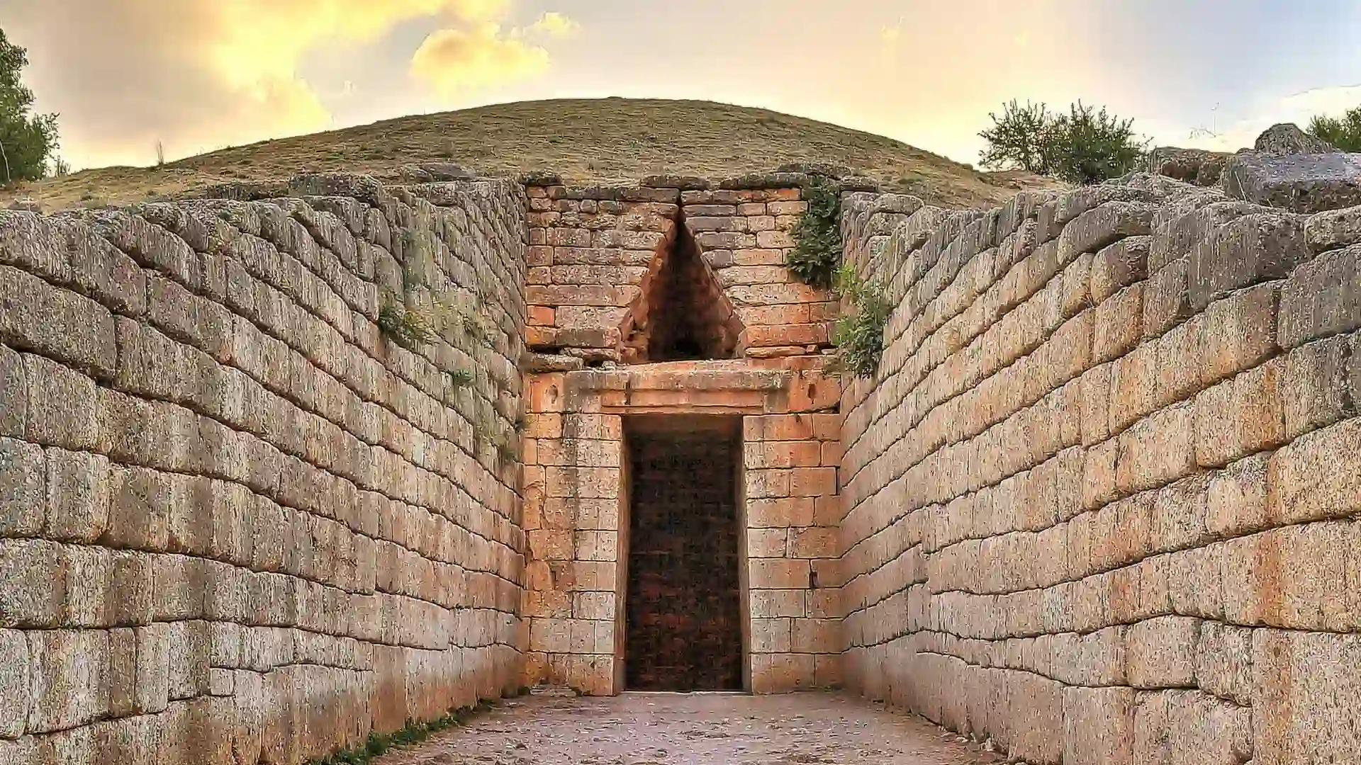 Tomb of Agamemnon Greece