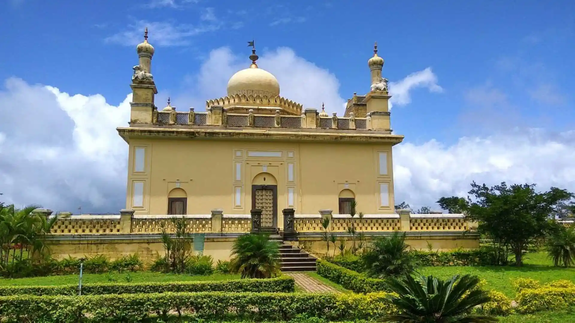 Tomb of Raja