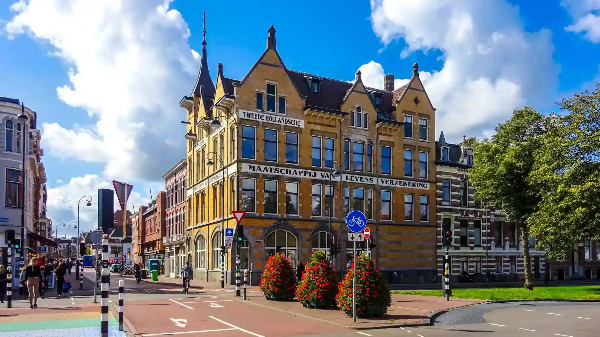 Street View Volendam Netherlands