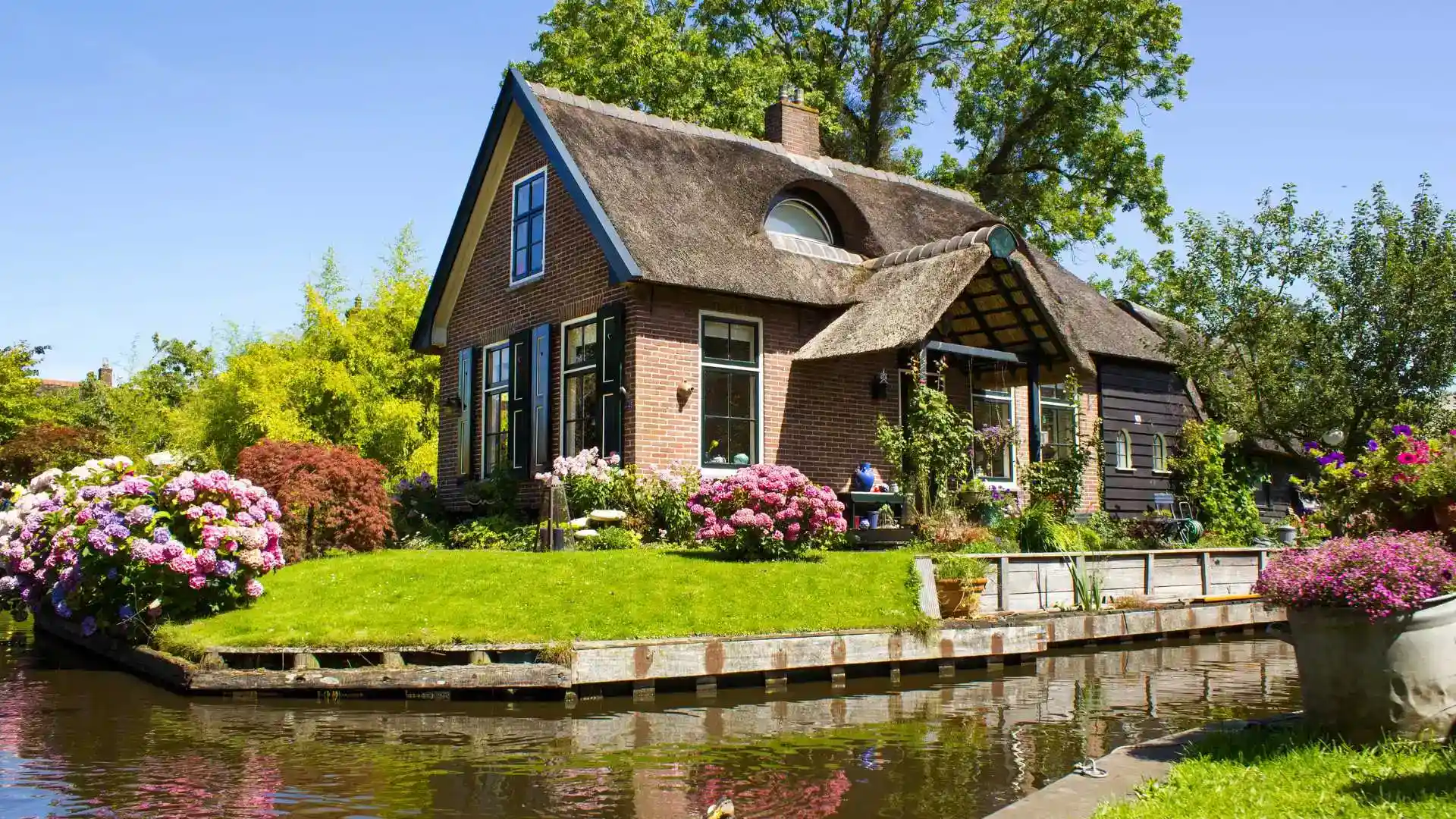 Village Giethoorn Netherlands
